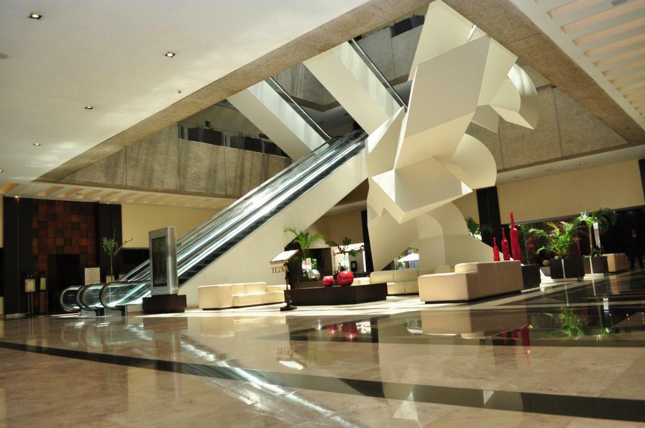 Отель Royal Pedregal Мехико Экстерьер фото Lobby